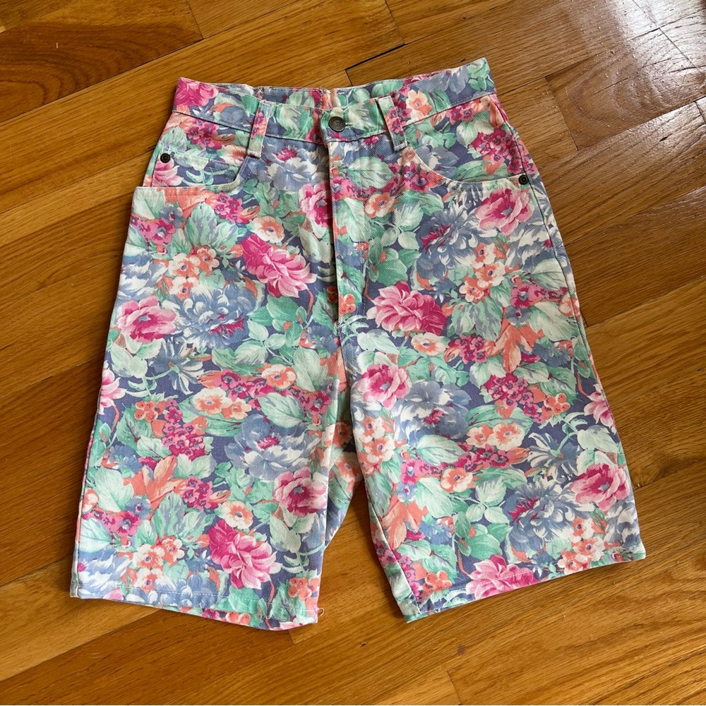 Vintage 80s floral long denim shorts.